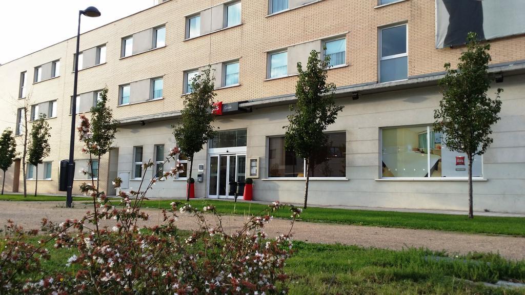 Ibis Madrid Getafe Hotel Bagian luar foto